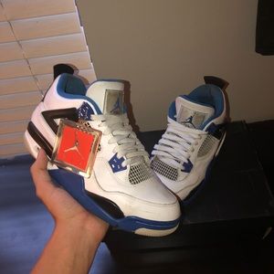 Jordan 4 Retro Motorsport (White)